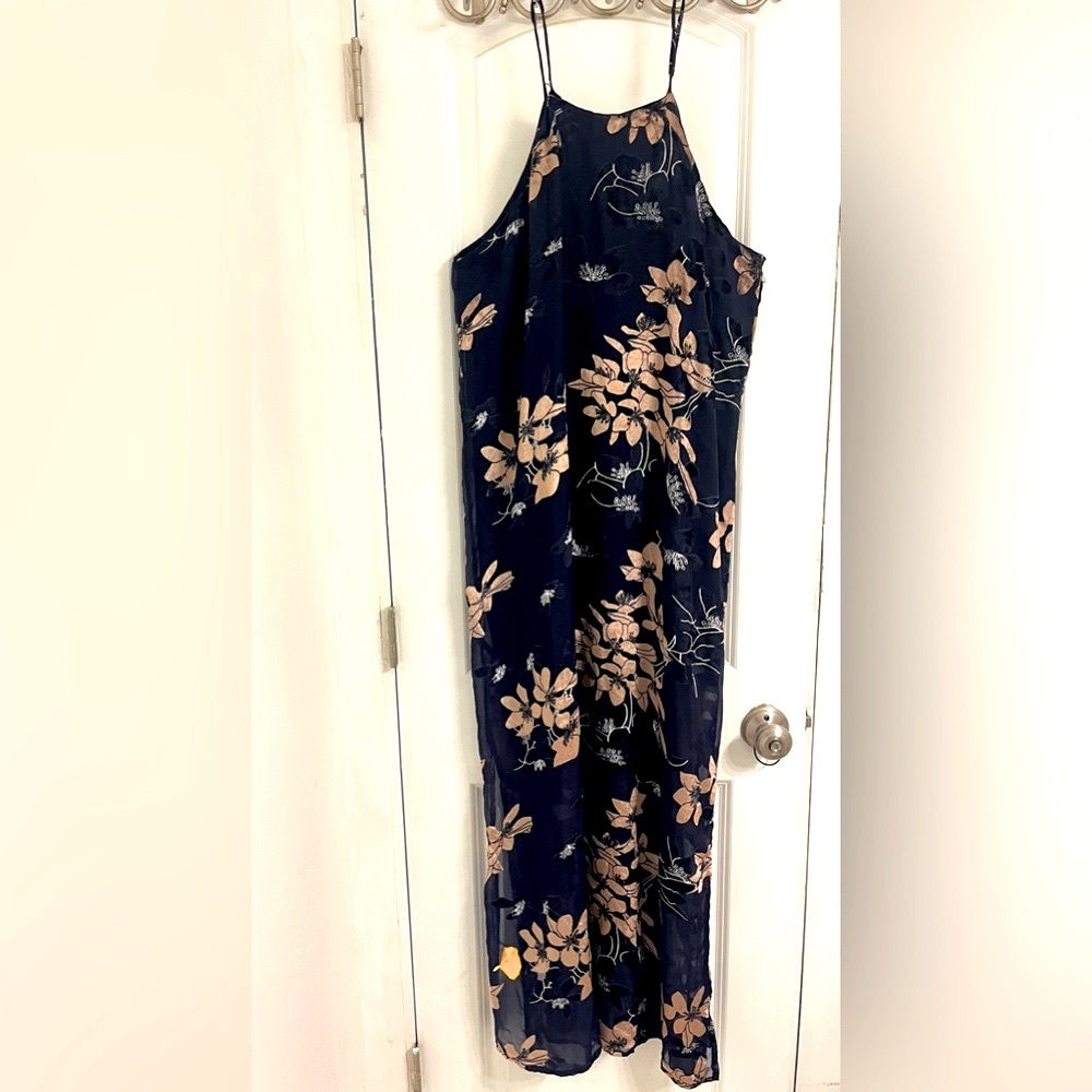 Lulu’s summer party dress sz L Navy Blue NWOT